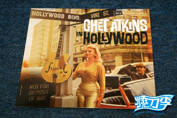 CHET ATKINS IN HOLLYWOOD 查特•阿特金斯在好莱坞