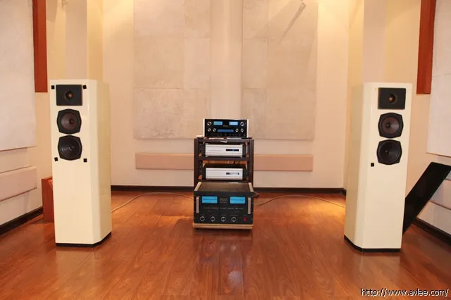 音响博物馆-第9试听室更新音响器材