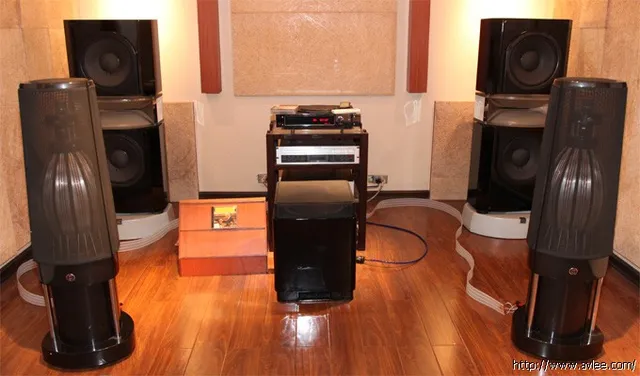 音响博物馆-第2试听室更新音响器材