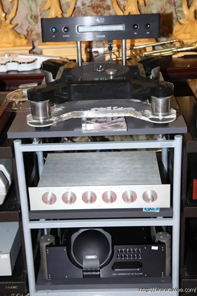 馆主李积回总经理碧桂园家HIFI 西湖试听房