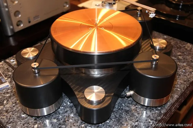 馆主李积回总经理碧桂园家木屋OCEAN WAY 监听音箱房(二)