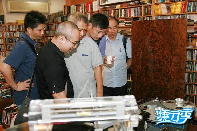 周道来访十八子视听会所