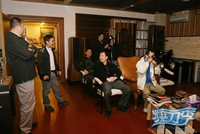 广州发烧友来访十八子视听会所