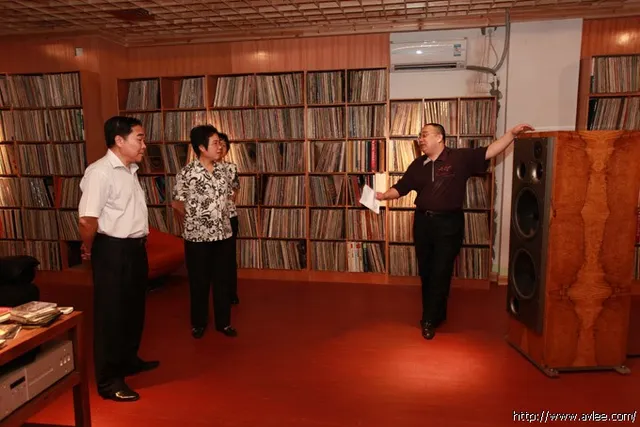 广东省领导来访世界发烧音响博物馆