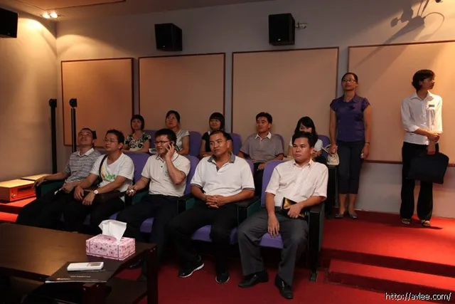 阳江市团委前来参观音响圣地