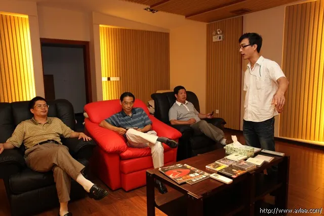 阳江市旅游局人员来访博物馆