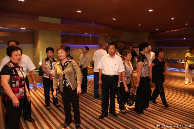 文艺工作者来访