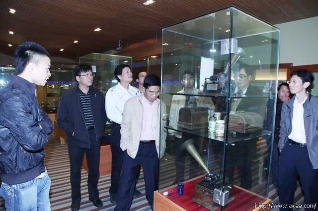 中央储备粮阳江直属库十多人员亲临世界发烧音响博物馆参观体验