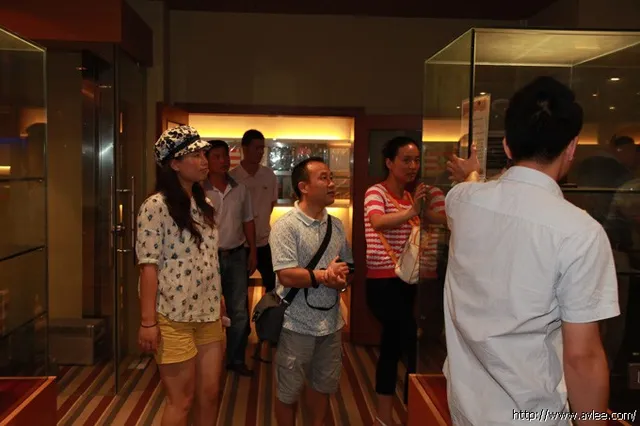 阳江喜之郎周总经理集团邀请安徽工商局领导到世界发烧音响博物馆参观交流