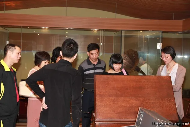 阳东人大办公室领导一行5人莅临阳江十八子集团有限公司参观交流