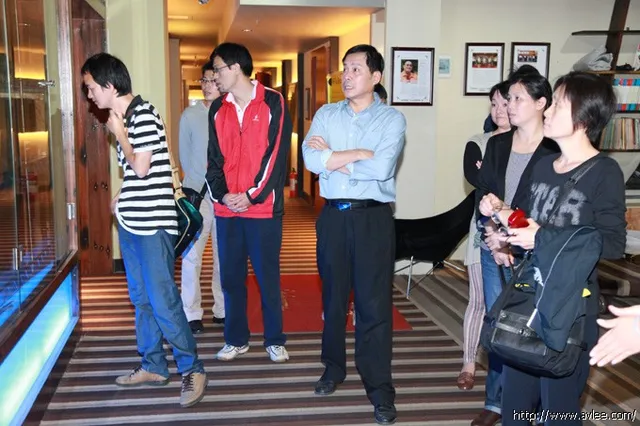 阳江海关与珠海海关领导一行来访十八子世界发烧音响博物馆