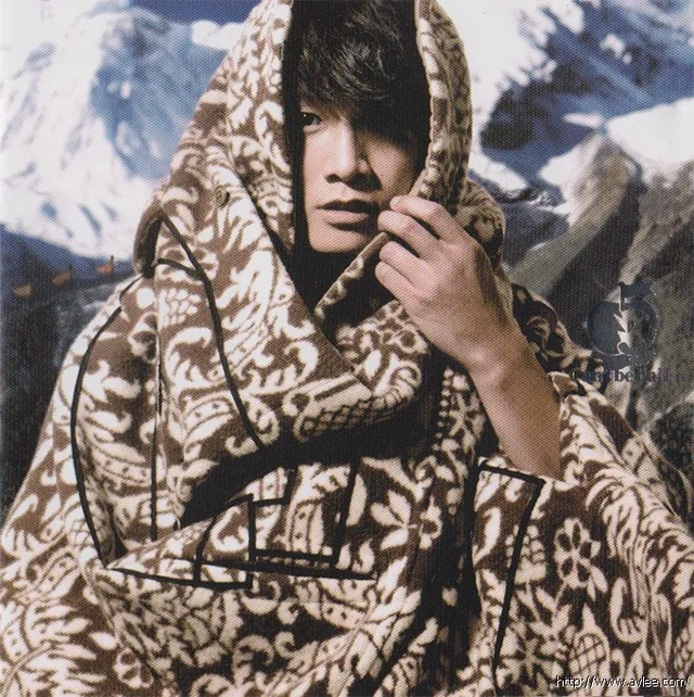 钟情老唱片推荐0493 陈柏宇CAN'T BE HALF