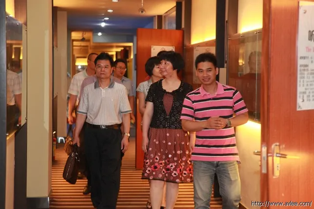 广东省新闻出版社(版权局)党组成员、副局长钱永红一行领导莅临世界发烧音响博物馆调研指导