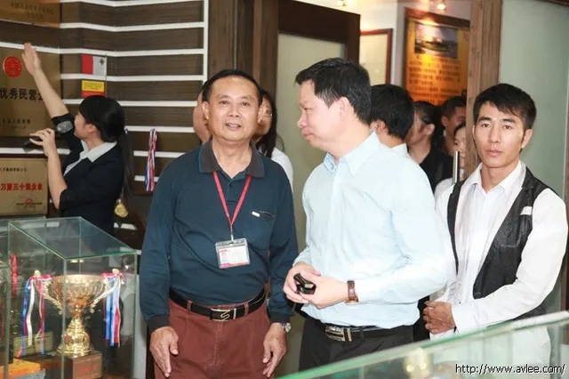 阳江万事达海洋食品有限公司员工到十八子集团交流