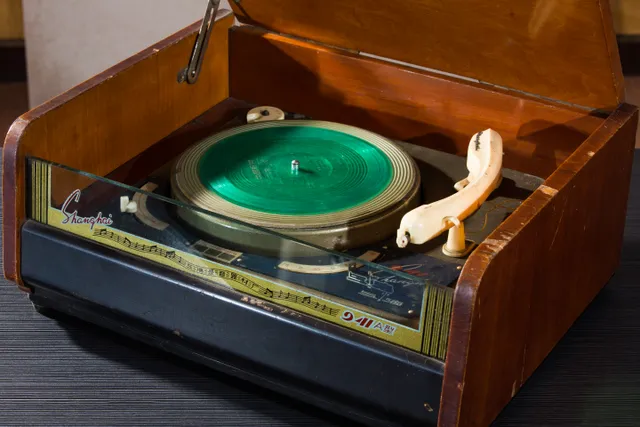 上海牌黑胶唱机
